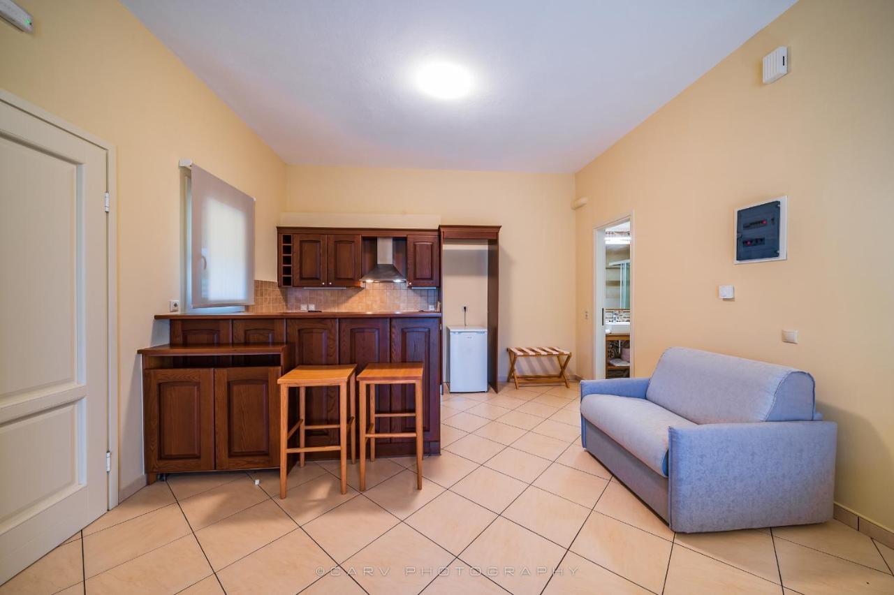Ελαιών Apartments/Eleon Apartments Korissia  المظهر الخارجي الصورة